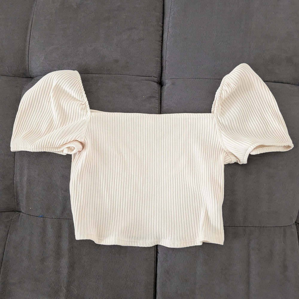 Cream Puff Sleeve Ribbed Top